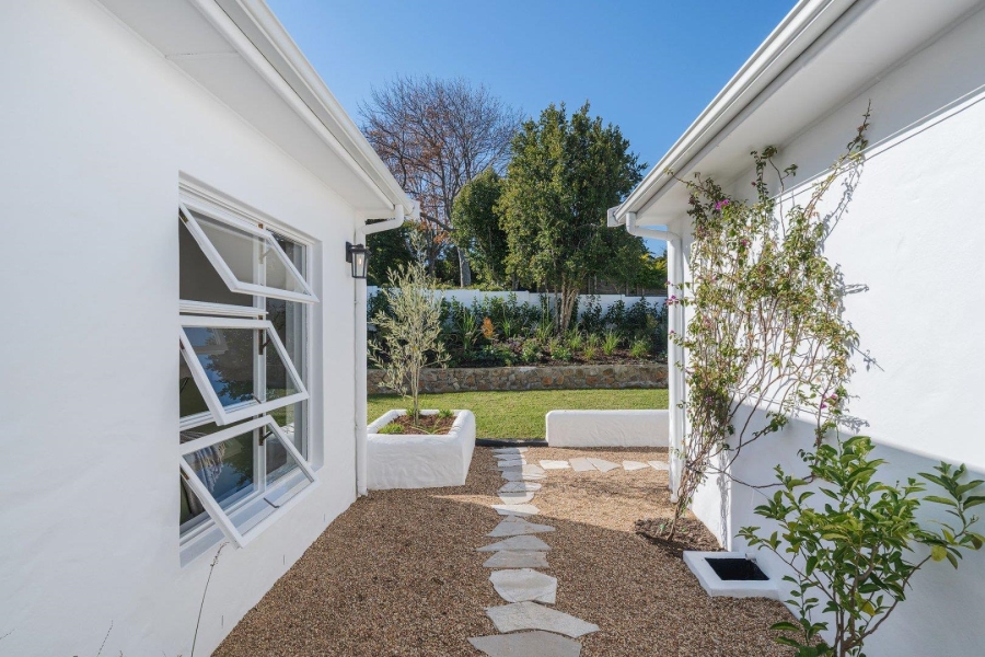 3 Bedroom Property for Sale in Constantia Western Cape